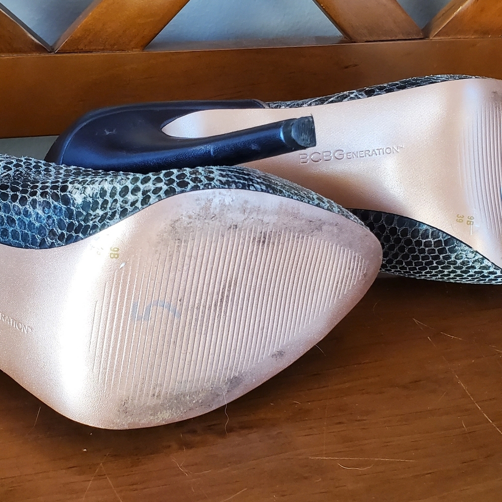 Bcbgeneration Snakeskin Print Platform Heels Blue… - image 6